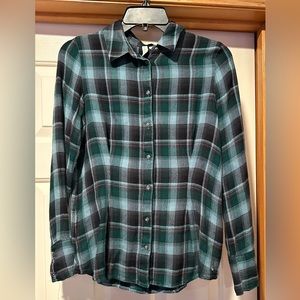 Woman’s small Treasure & Bond flannel shirt